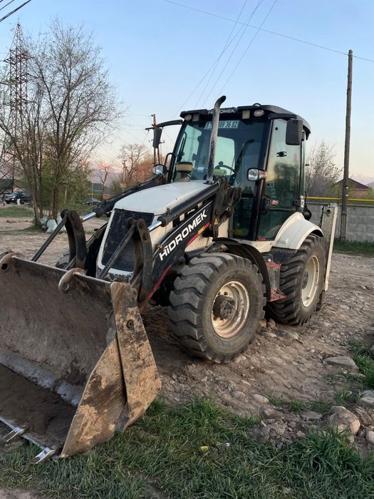 Экскаватор трактор 3в1