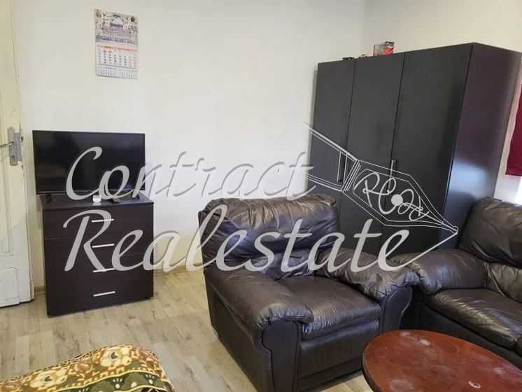 Дава се под наем Едностаен апартамент в Варна, Гръцка махала - 16 кв.м за 270.3 € - Снимка #2