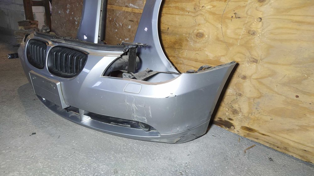Бампер передний усилитель BMW 5 E60 дорест
