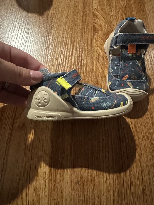 Чисто нови!!! Сандали biomechanics
