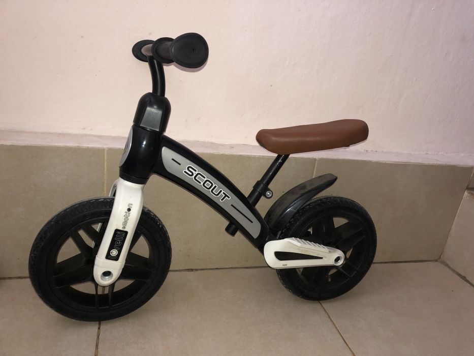 Баланс колело с надуваеми гуми