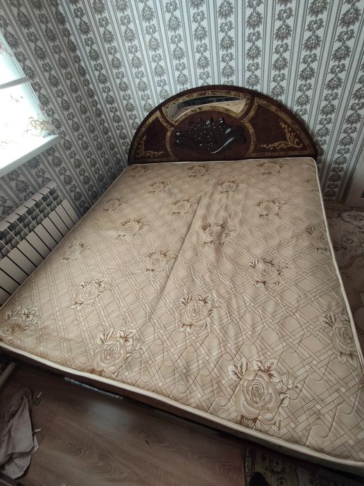 Продам 2-х спальный кровать