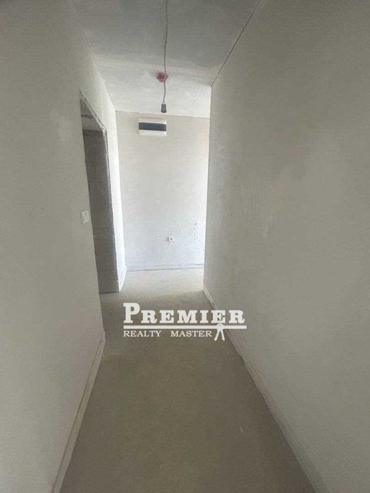 Продава се Двустаен апартамент в Бургас, Център - 88 кв.м за 3091 €/кв.м - Снимка #9