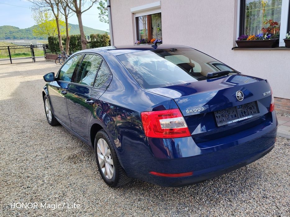 Skoda Octavia DSG automat 1.0TSI Euro 6 an 2017  MMi color Climatronic