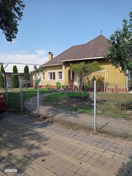 De vânzare – Casă cu teren generos, Coltirea
