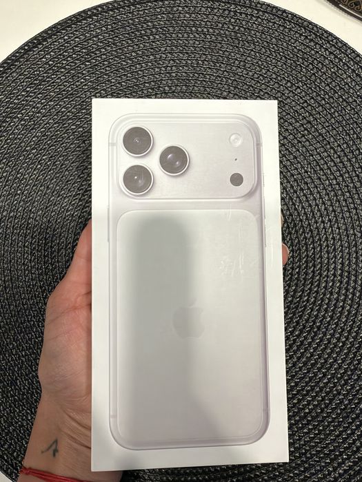 Iphone 17 Pro Max,Silver, 2TB