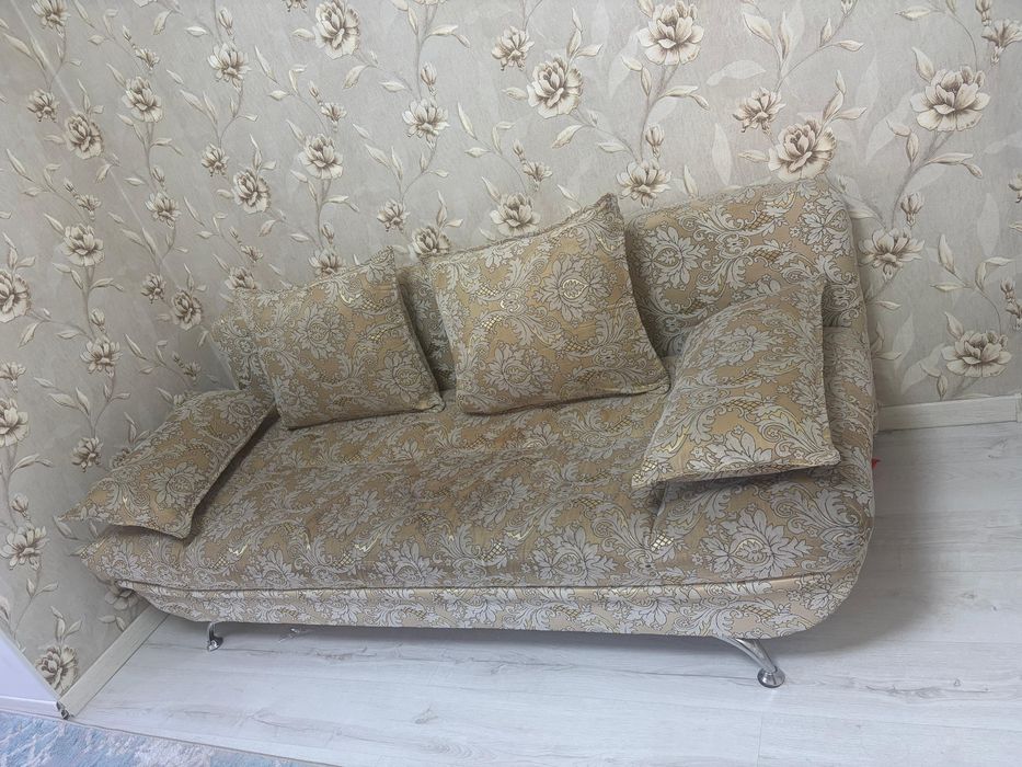 Продам раскладной диван