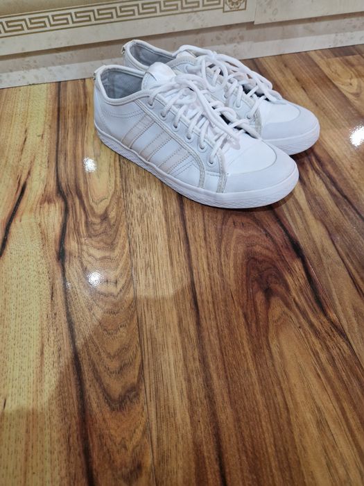 Tenesi Adidas masura 38