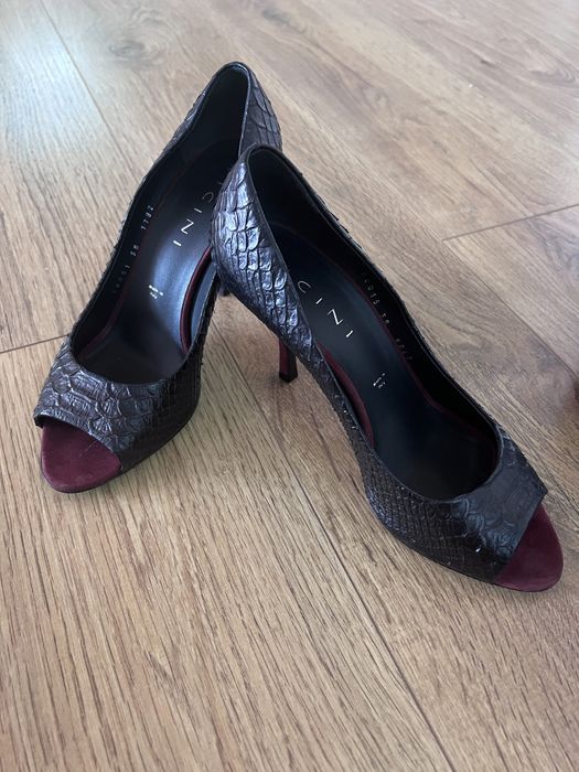 Туфли от бренда Vicini