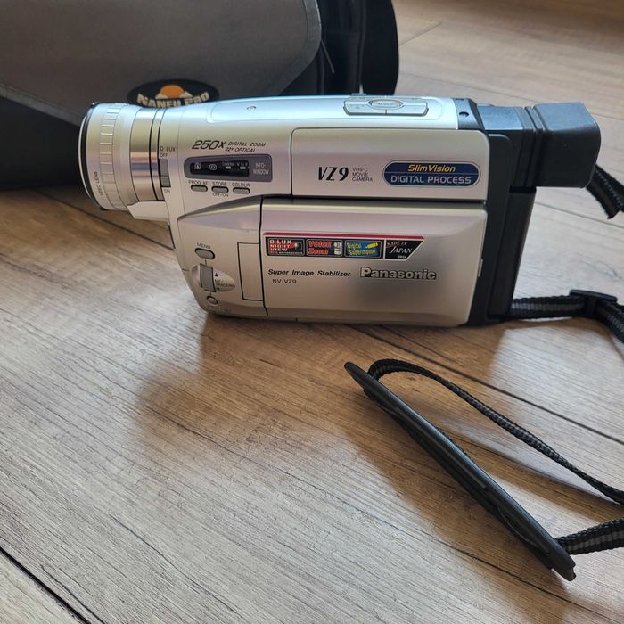 Видеокамера Panasonic