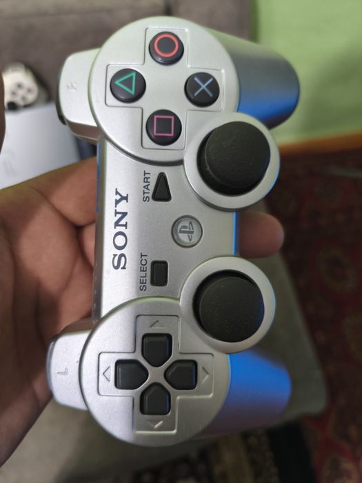 Playstation 3 slim sotiladi yangi xolat