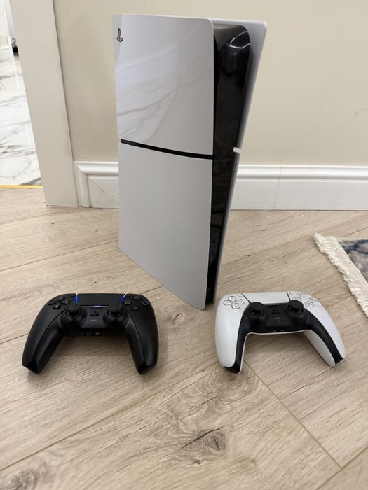 Playstation 5 2 джостика 4 игры