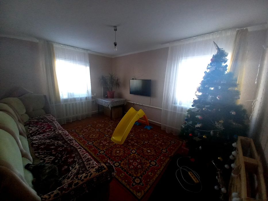 Продам дом с земельным участком