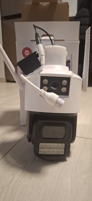Camera 4g,vând camere 4g sunt 2 bucati Noi nefolosite ,conțin manual de instrucțiuni!