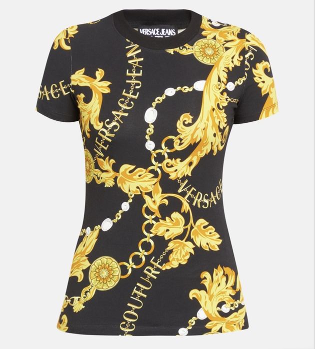 Продавам дамска тениска Versace