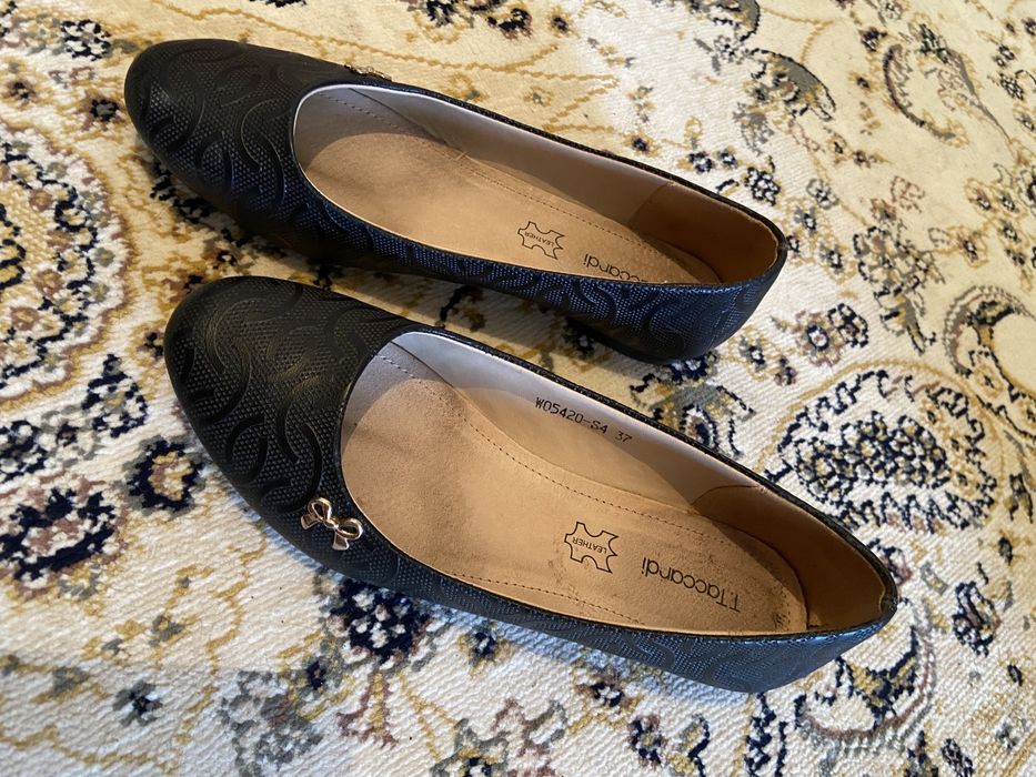 Женская обувь, туфли