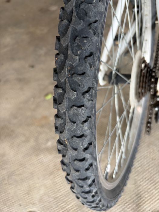 Bicicletă Esperia MTB Enjoy 24" – Stare Excelentă (Foarte puțin utilizată)