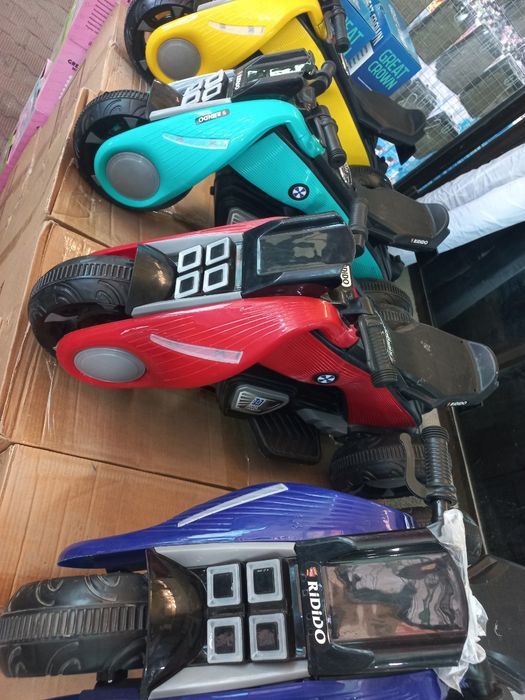 Скидки.Детский мотоцикл 3-4 ёшгача 30 кг Ridido His-et