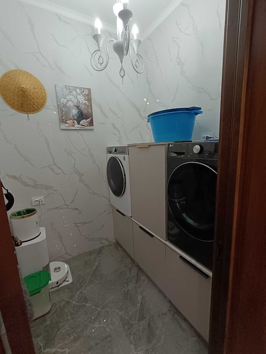 Продаю дом 270кв м полностью обустроен