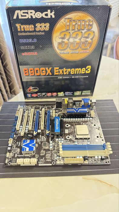 Дъно / ASRock  890GX Extreme3 плюс процесор Pheonom 2 x6