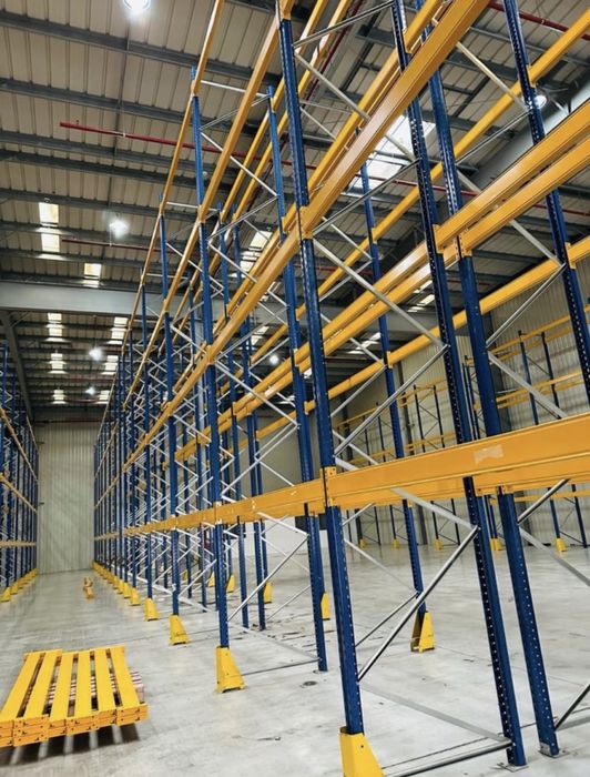 Rafturi metalice depozitare paleti
