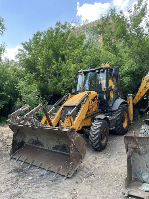 Экскаватор-погрузчик 3/1 jcb 3cx