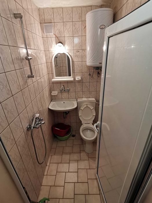 Дава се под наем Двустаен апартамент в Бургас, Лазур - 55 кв.м за 229.5 € - Снимка #4