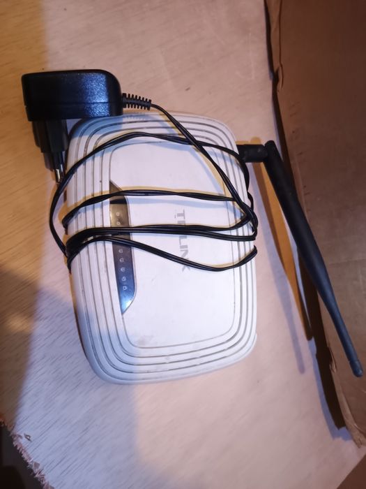 Vând router wireless funcțional diverse modele