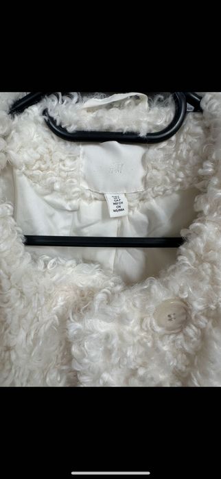 Разкошно бяло палто H&M