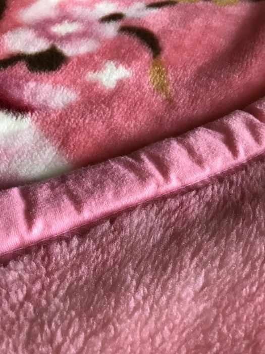 Продам 2 шерстяных пледа