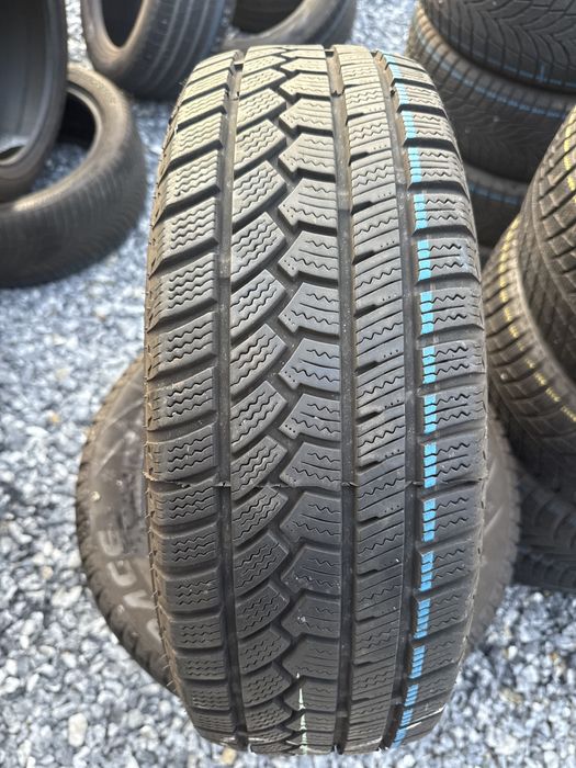 Anvelope de iarna 205/60 R16