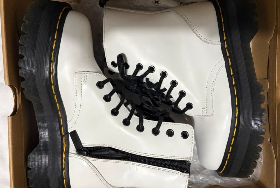 Ghete cu platformă Dr. Martens Jadon Alb 37 Unisex