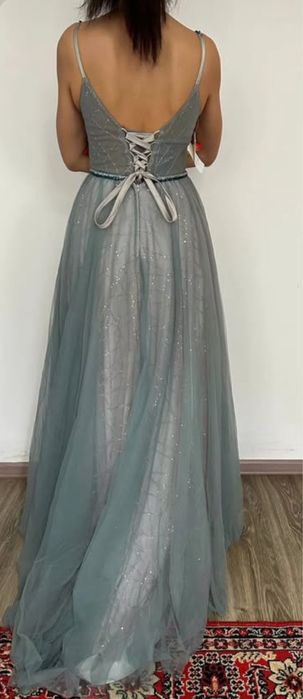 Вечерние платья на любой праздник