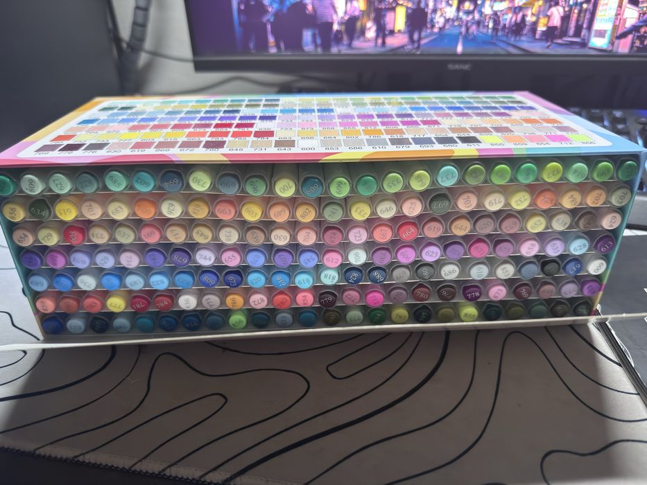 Акриловые маркеры guangna 168шт.