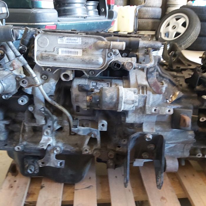 Двигател на части Тойота Авенсис 2.2  177 к.с D-CAT