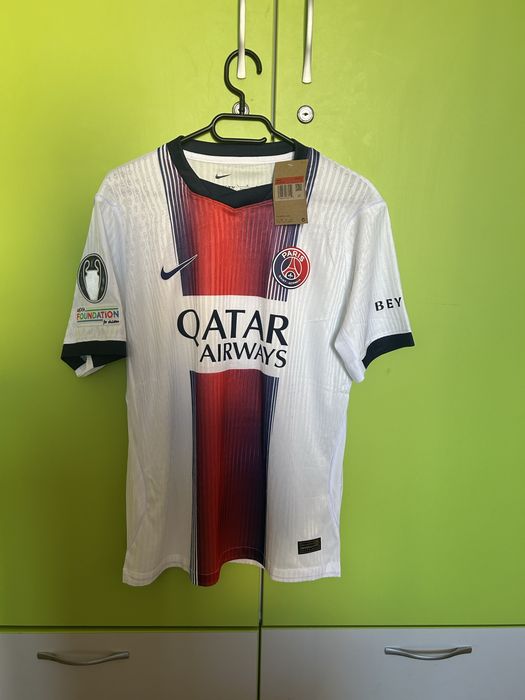 Tricou Kvaratskhelia PSG 2026/27 Away marimea L fit M
