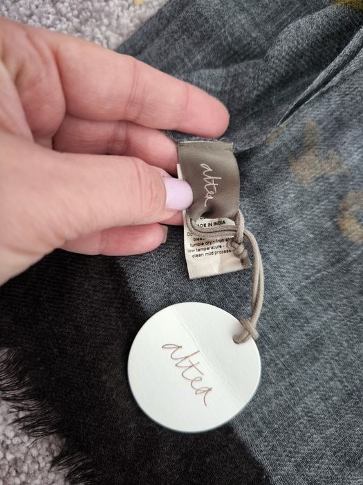 Esarfa lux Altea Lana 100% nou cu eticheta