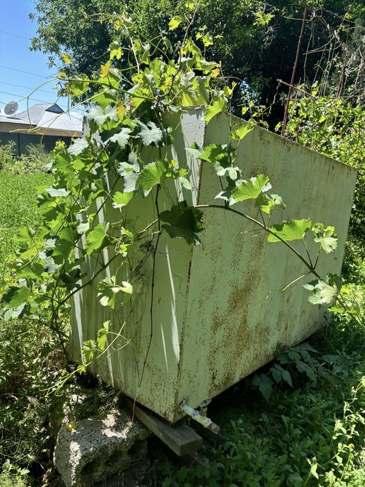 Апалубка, и емкость 2 куба вместимость