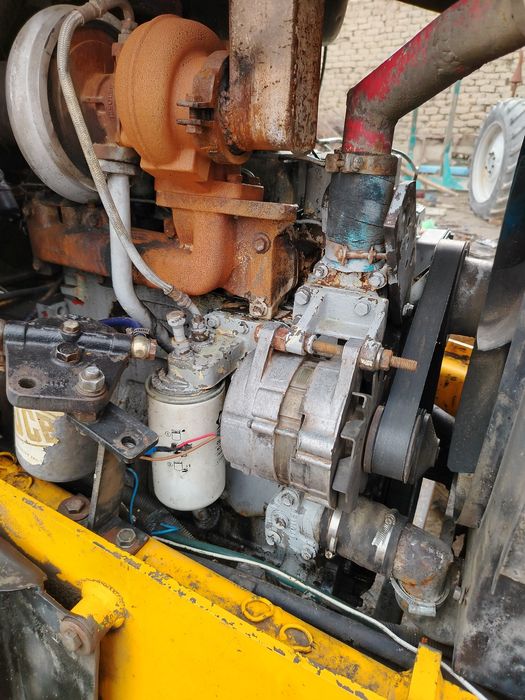 Жсб экскаватор погрузчик йили 2006ишлашлари чаккон нархи 20000