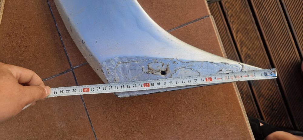 Спойлер за багажник 120см