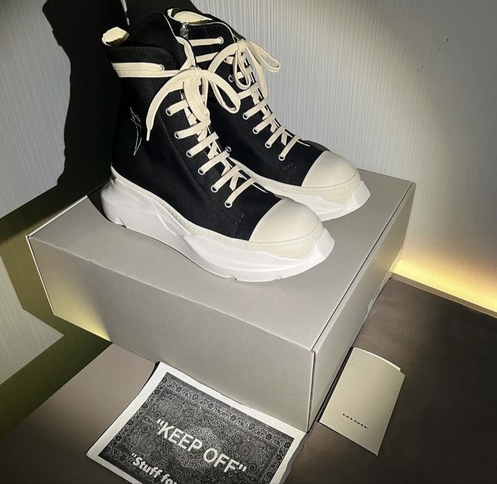 Adidasi rick owens abstract