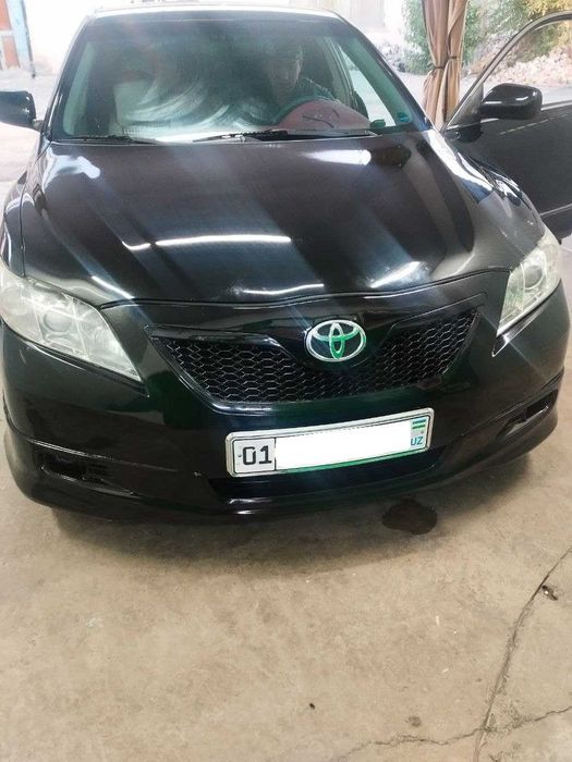 Продаётся Toyota Camry 40