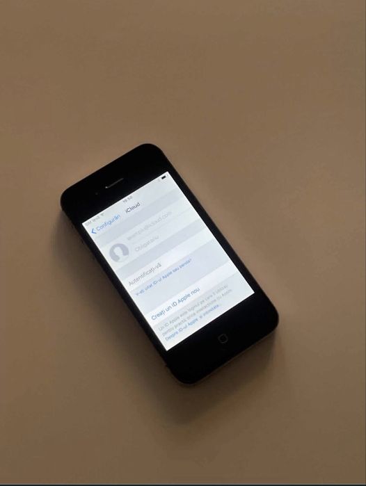 Lot 2 iPhone 4S impecabil