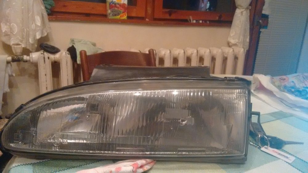 Продавам стопове и фарове