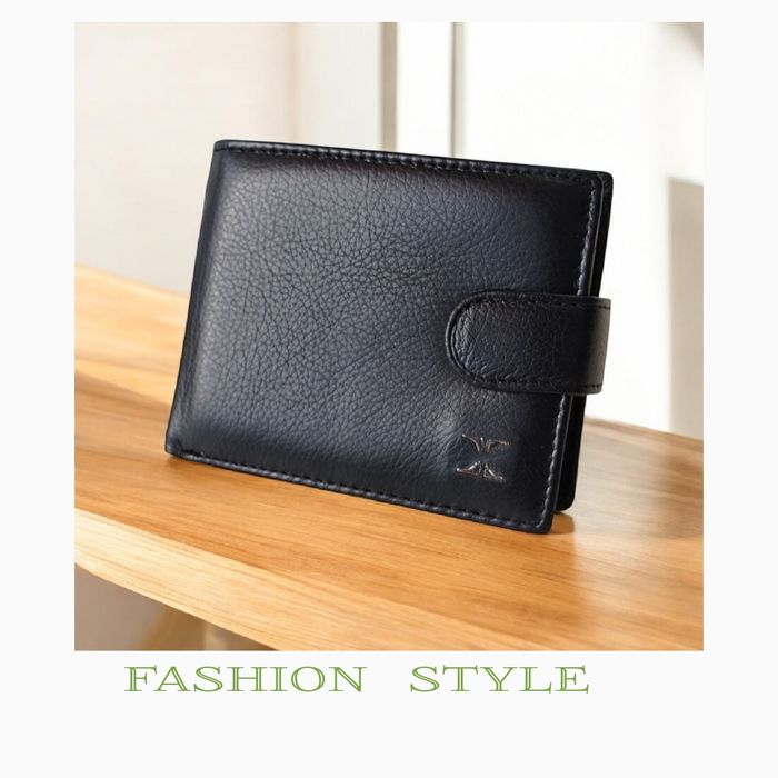 Мъжки портфейл от естествена кожа с личен калъф за документи