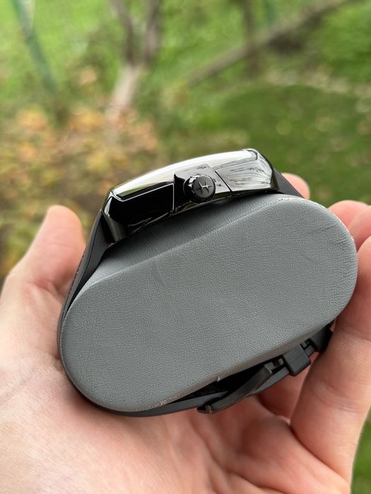 Hamilton Ventura Elvis 80 Skeleton H24535331