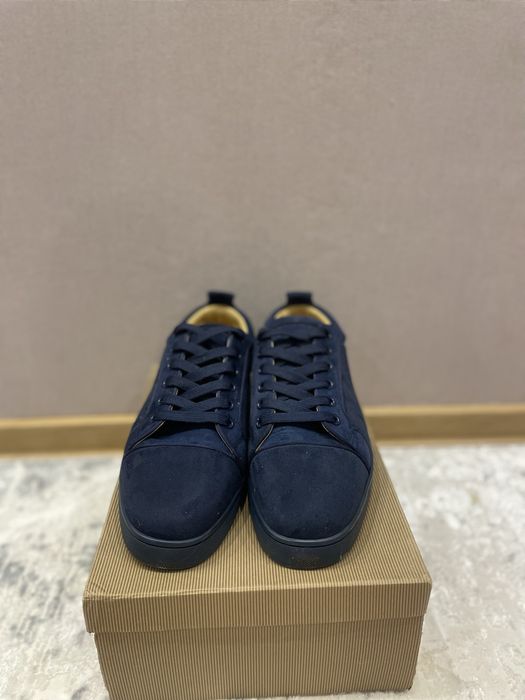 Продам лабутины синие