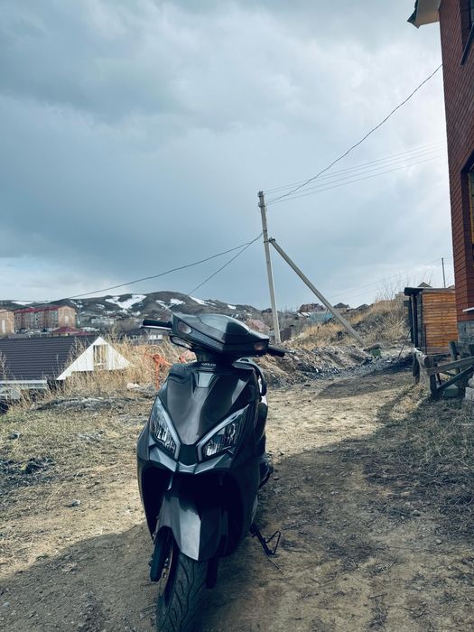 Продам мопед на холу пробек маленки