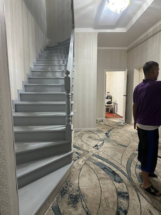 Ikki etajkali 5 honali uy sotiladi uy o'zimiki