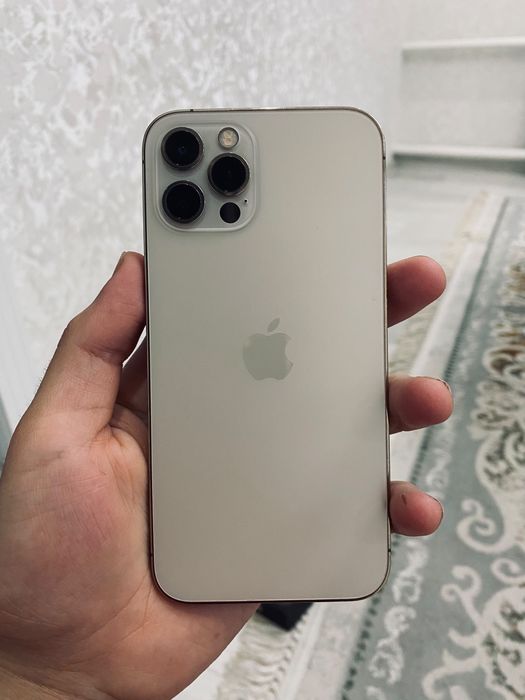 iPhone 12 pro b/y